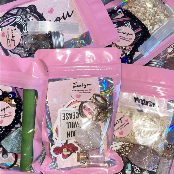 Mystery Crystal Bag - Picture 7 of 8